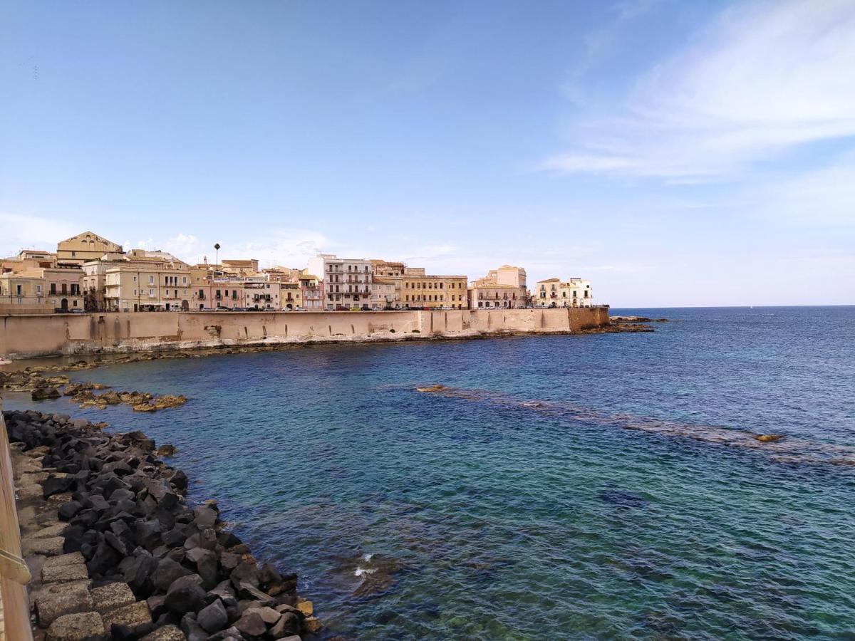 La Punta Di Ortigia Holiday Home Syracuse Exterior foto